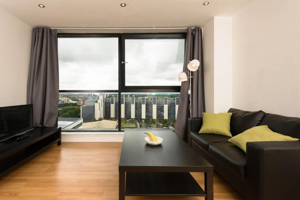 Trendy 10Th Floor Studio Apartment Glasgow Zewnętrze zdjęcie